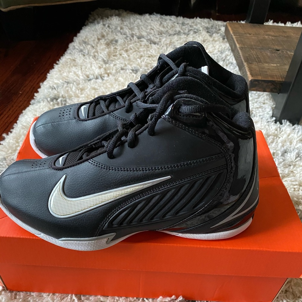 Women’s Nike Air Flight Soarin Basketball Shoes